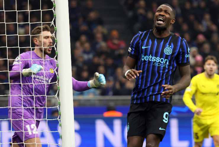 Marcus Thuram si dispera dopo un gol sbagliato