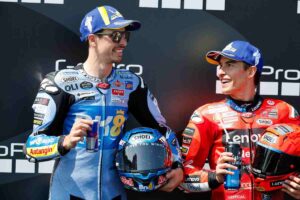 Alex e Marc Marquez sul podio