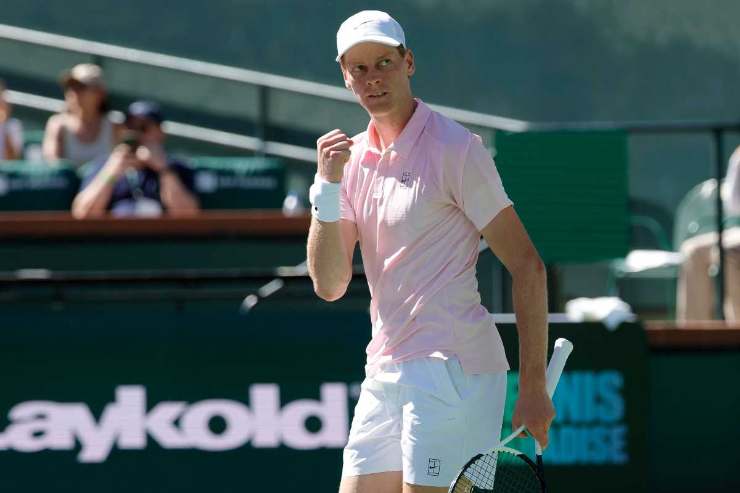 Jannik Sinner esulta