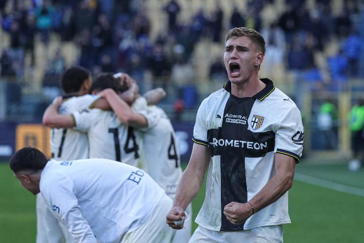 Mateo Pellegrino esulta dopo un gol