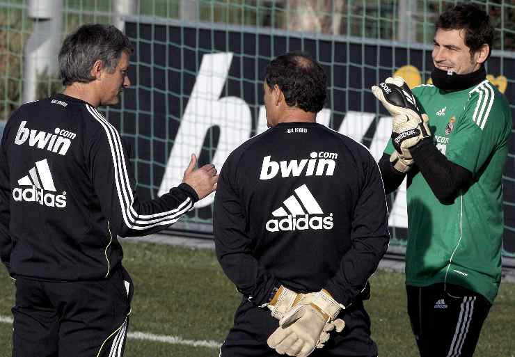 Silvino Louro in un allenamento del Real Madrid con Mourinho e Casillas