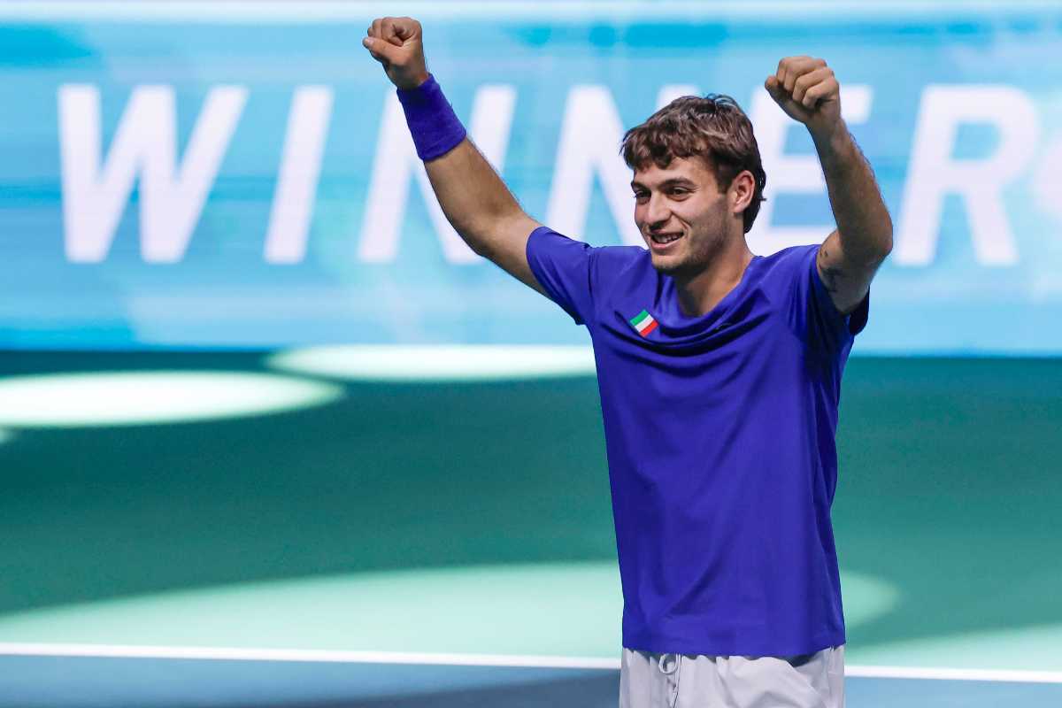 Flavio Cobolli esulta 