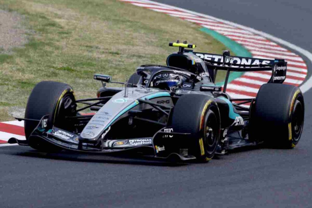 Kimi Antonelli nella sua Mercedes