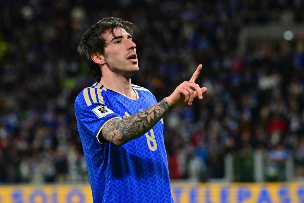 Sandro Tonali con la maglia dell'Italia