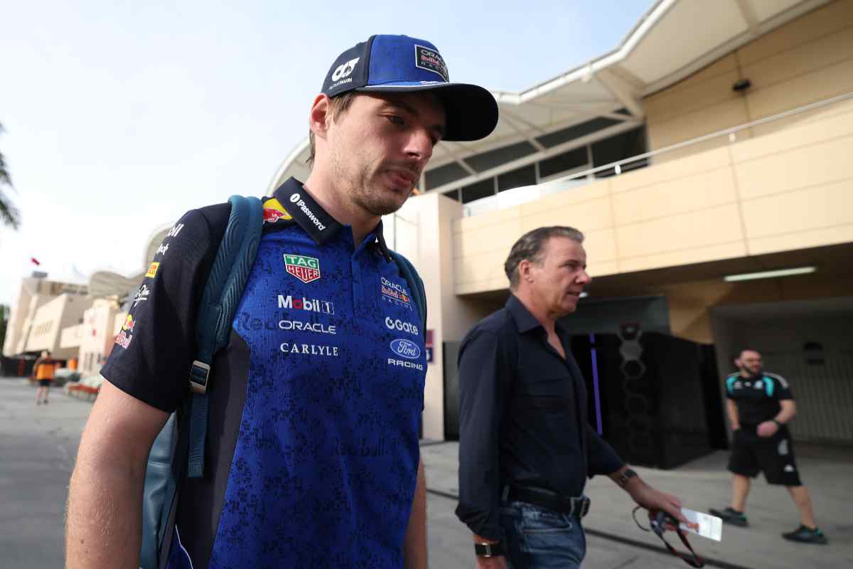 Max Verstappen con lo sguardo cupo